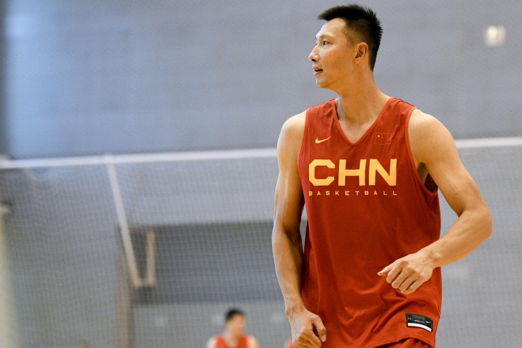 kaiyun-场均18.9+11.5！FIBA官网评U19世青赛历史50大球员：易建联第46