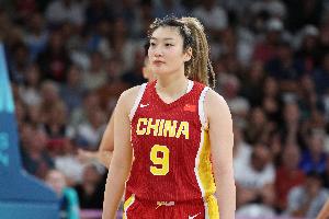 开云体育下载-体坛周报:李梦已成婚 和偶像梦幻联动 能否激励勒布朗梦再次崛起