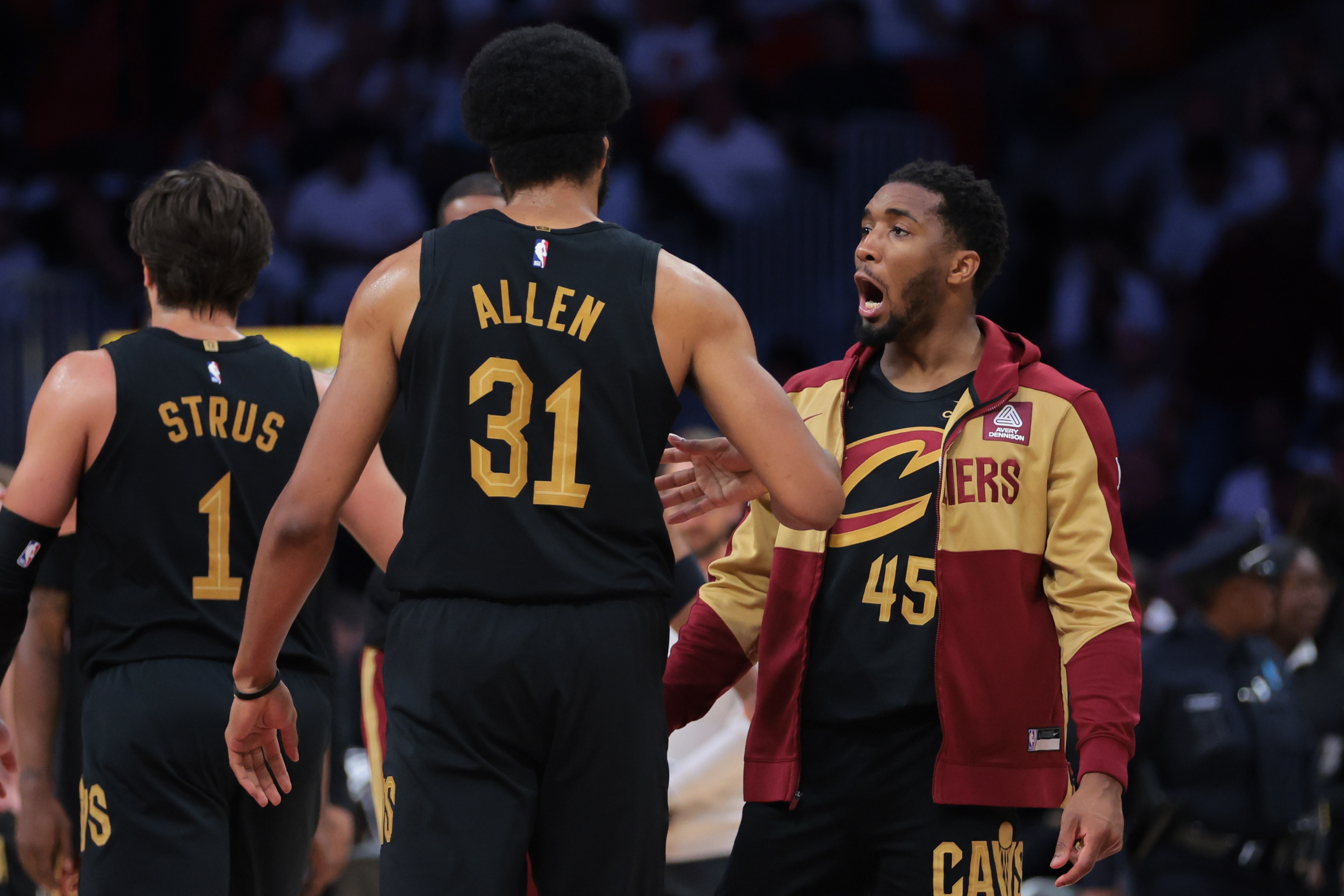 开云-自由市场来了！ESPN谈东部各队要务：热火挖库明加 76人送走乔治