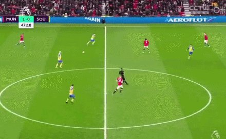 1644673528923087179.gif 3.gif