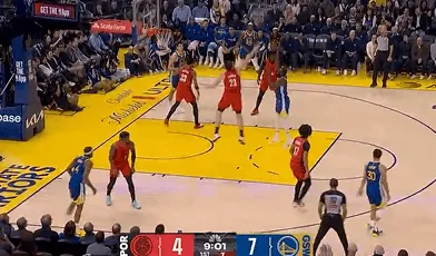 开云官网-格林首节开局手感火热连续命中，包揽勇士全队11分中的7分