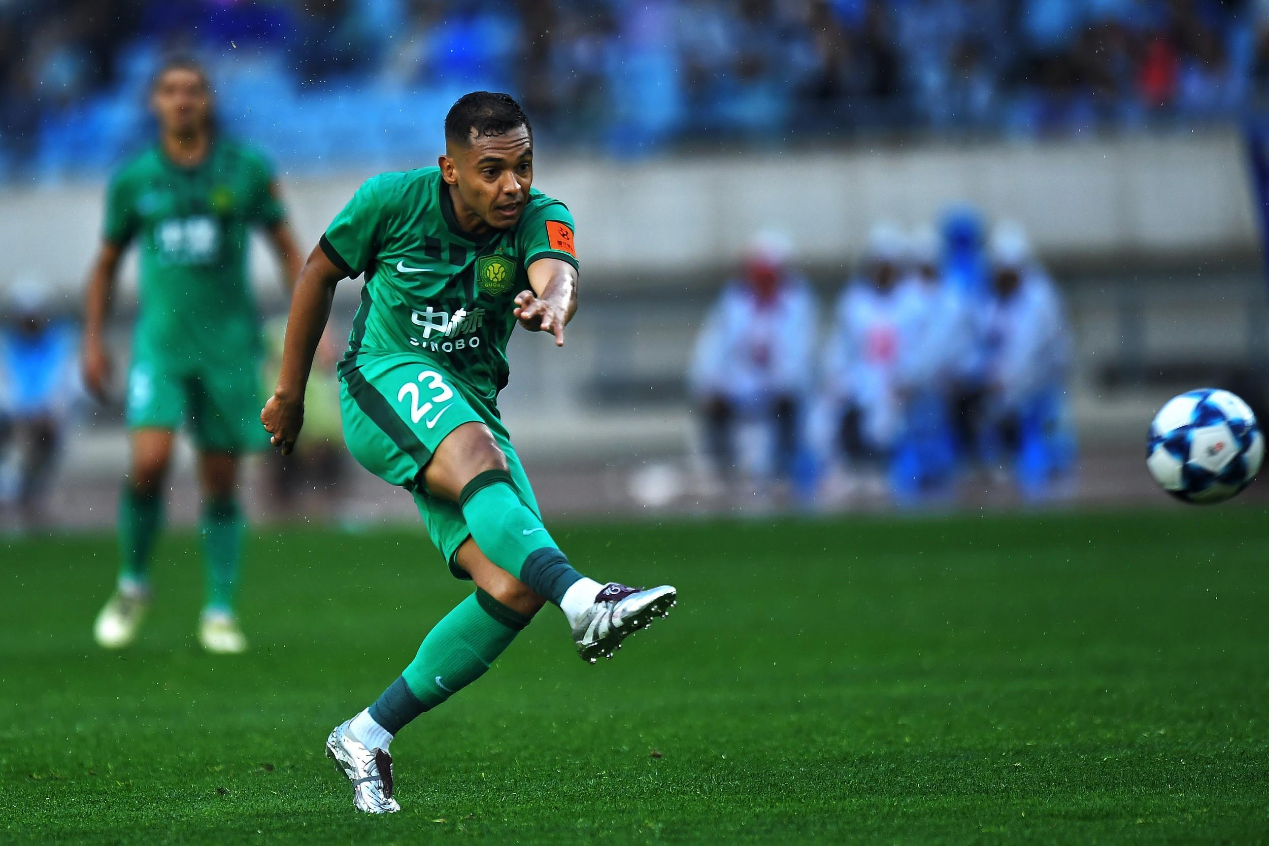 开云体育官网-不可明说的伤病？魏翊东：达万在巴西做手术感染，现在不能动