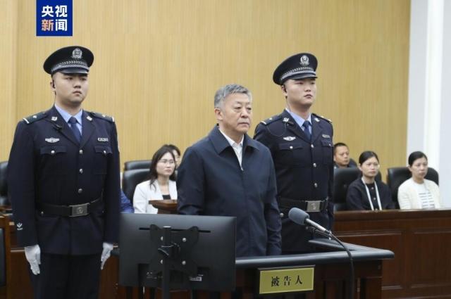 开云体育官网-杜兆才被判处有期徒刑14年 并处罚金400万元